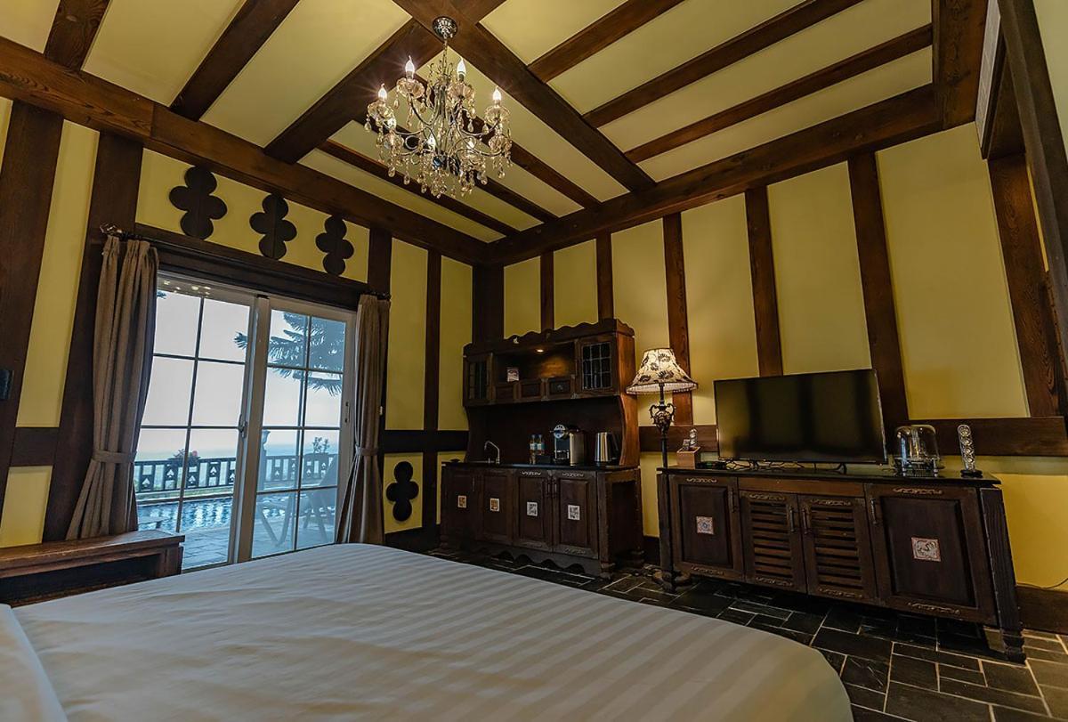 Tudor Dynasty Homestay Шоуфэн Экстерьер фото