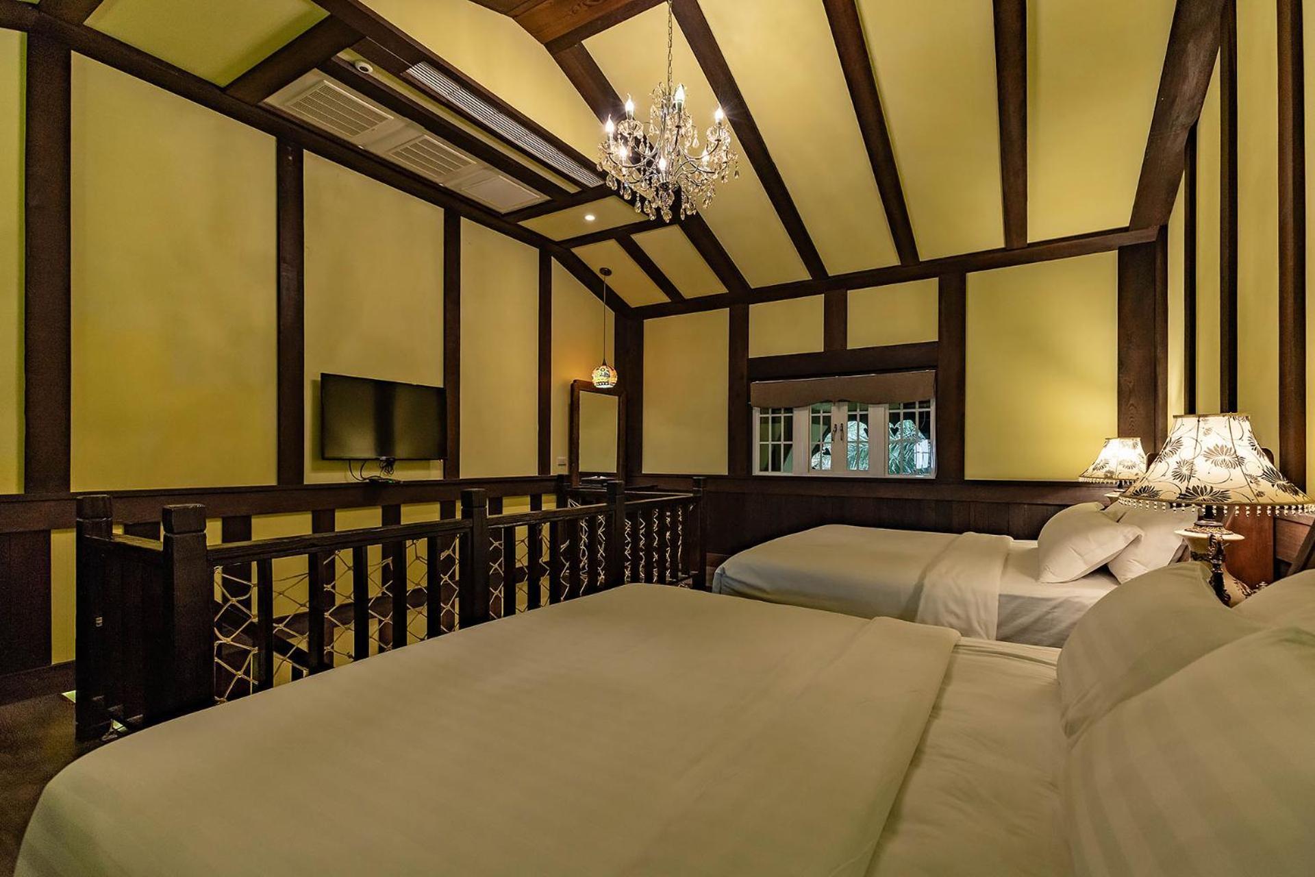Tudor Dynasty Homestay Шоуфэн Экстерьер фото
